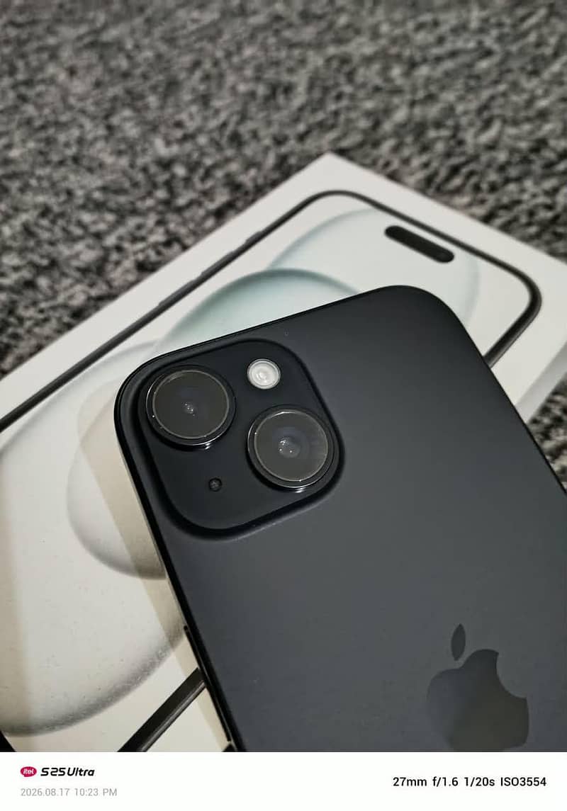 Apple iPhone 15 4