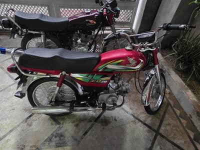 Honda CD70 2022