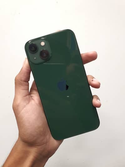 Apple iPhone 13