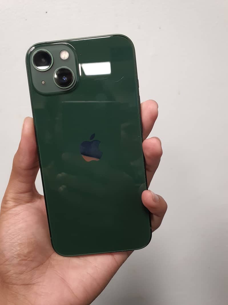 Apple iPhone 13 1