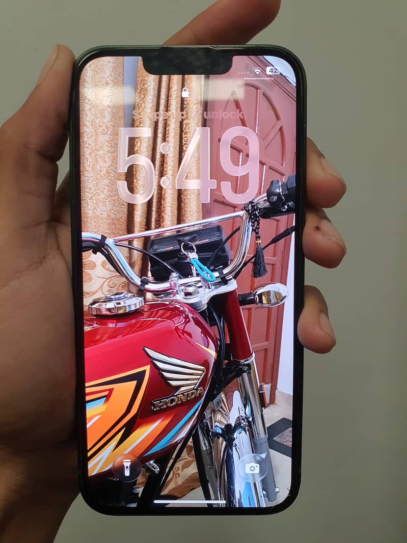 Apple iPhone 13 3