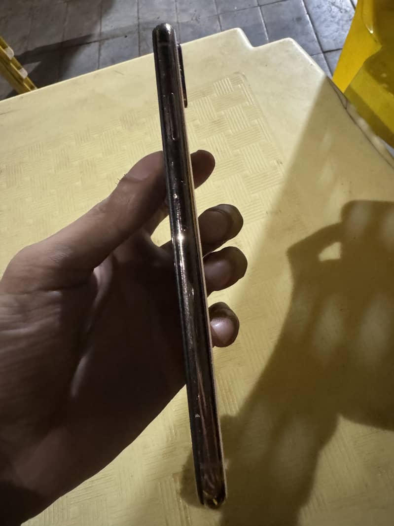 Iphone xs max 6