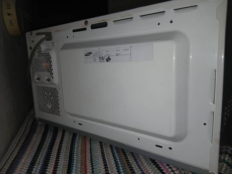 microwave 4