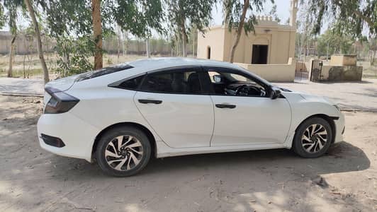 Honda Civic Oriel 2016