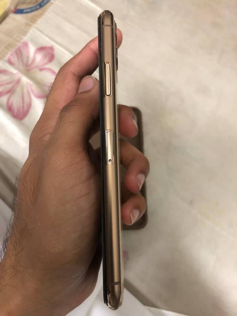 Apple iPhone 11 Pro 0