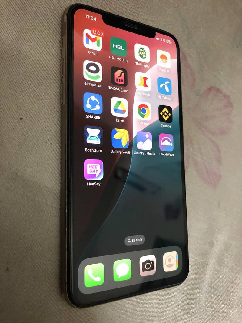 Apple iPhone 11 Pro 9