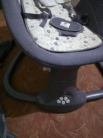 Mastela Baby Electric Swing / Bassinet for Sale