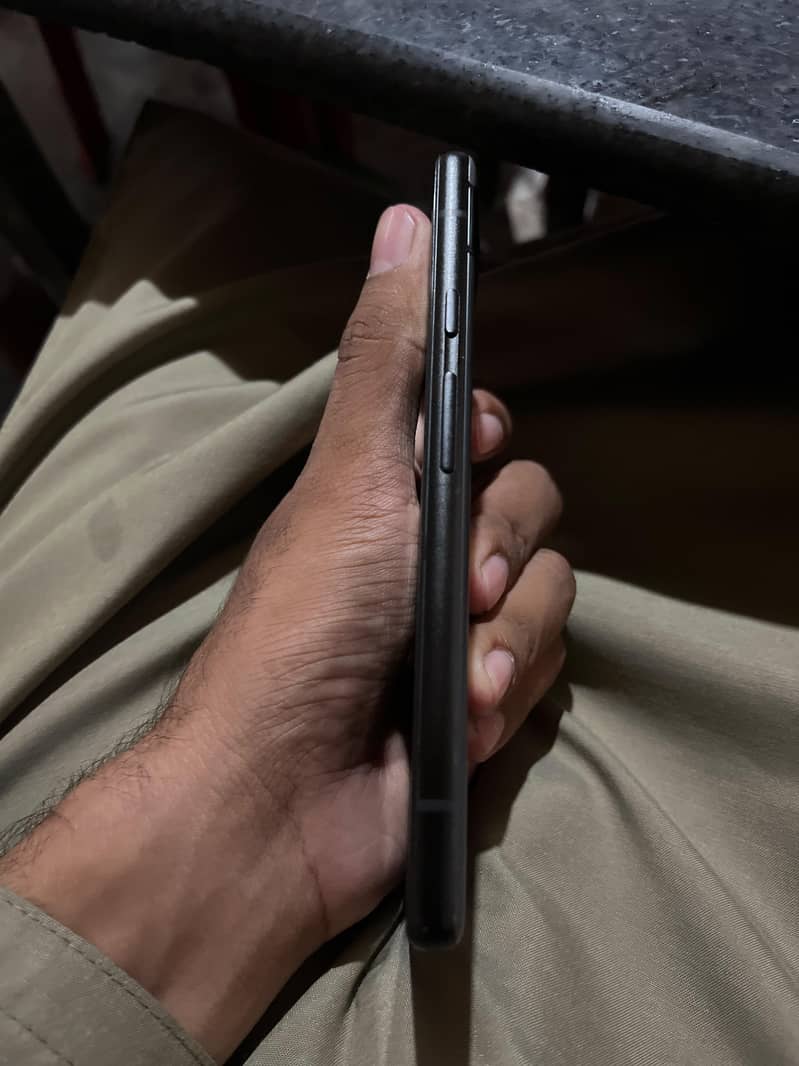 Google Pixel 6a 4