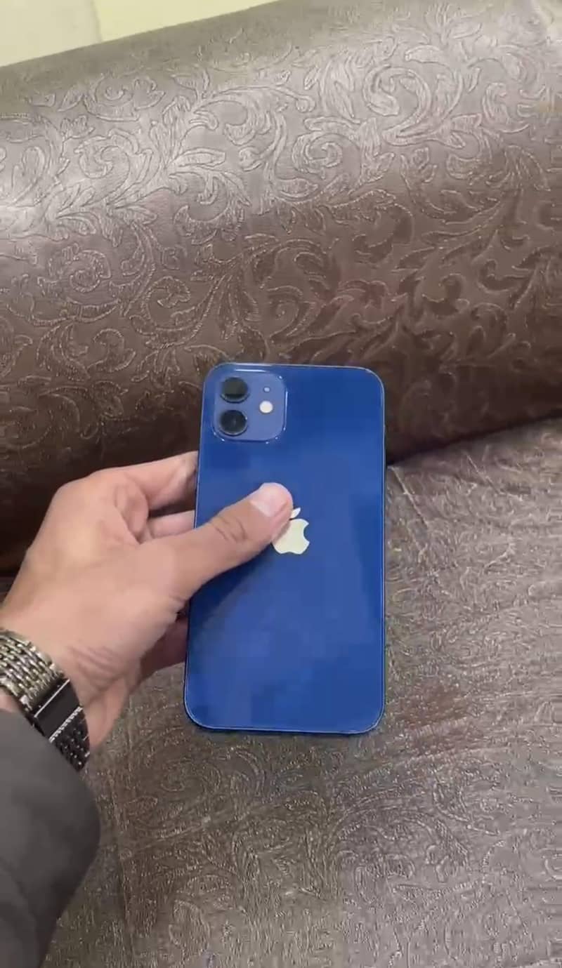 Apple iPhone 12 0