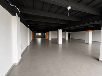 Commercial 6000 Sqft Hall Available For Rent