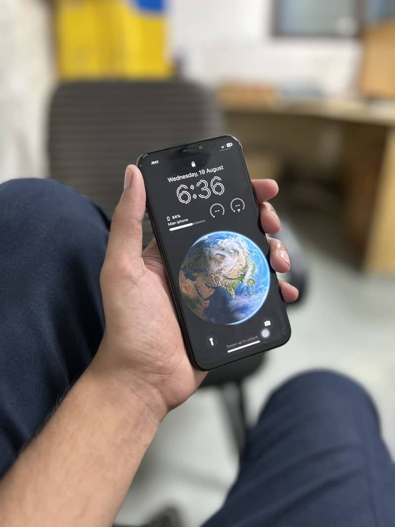 Apple iPhone X 1
