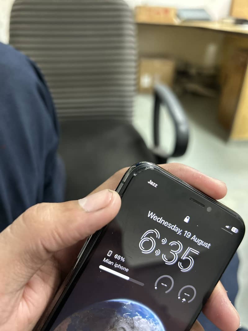 Apple iPhone X 2