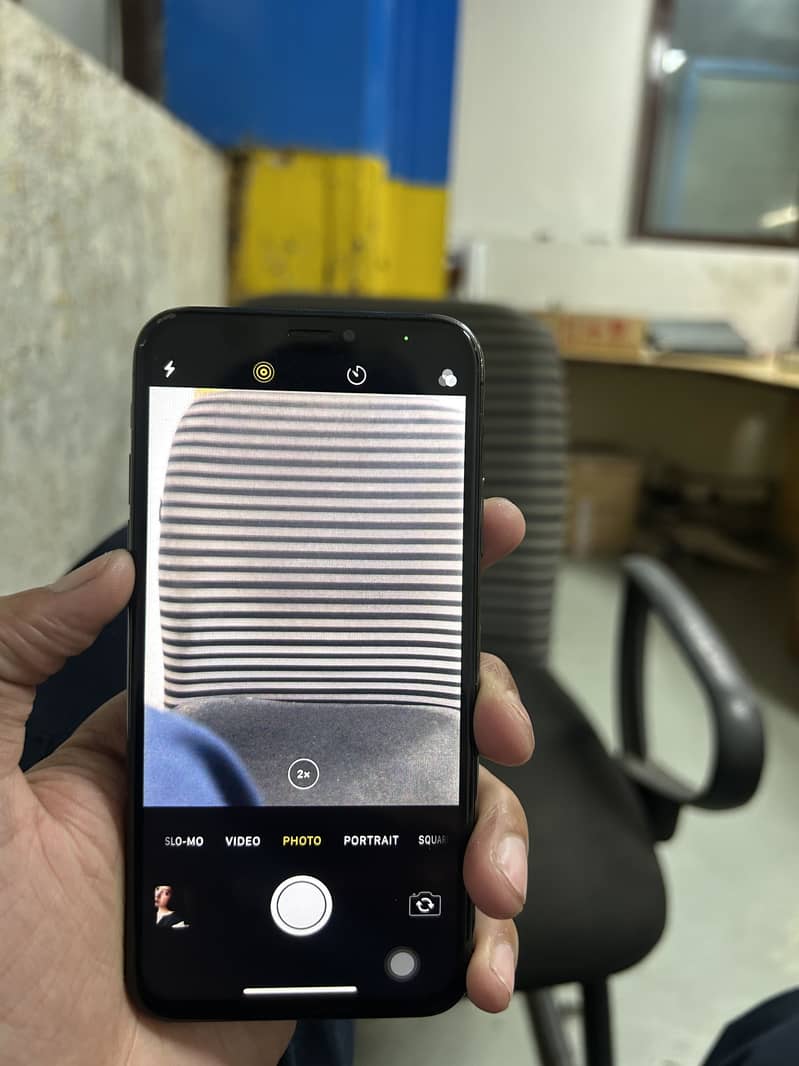 Apple iPhone X 12