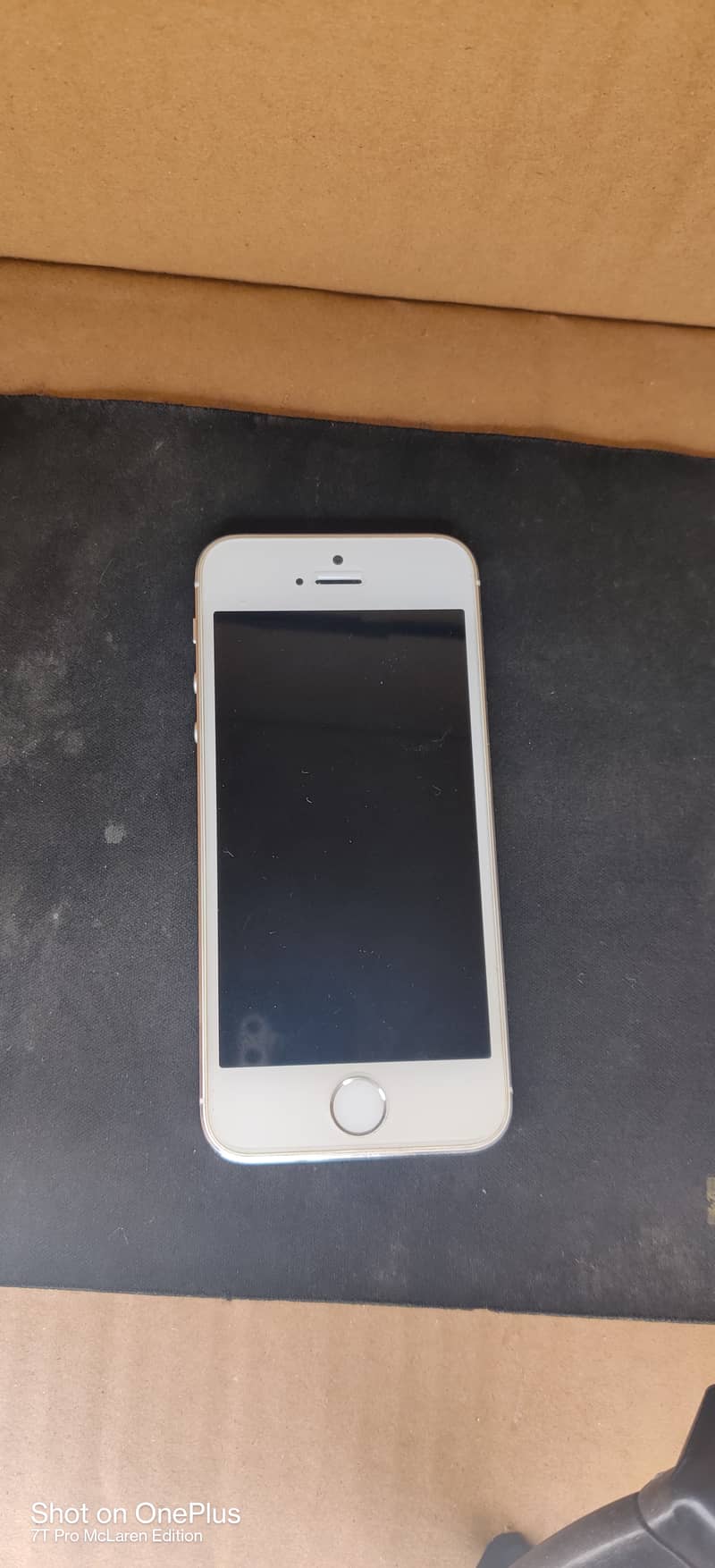 Apple iPhone 5s 6