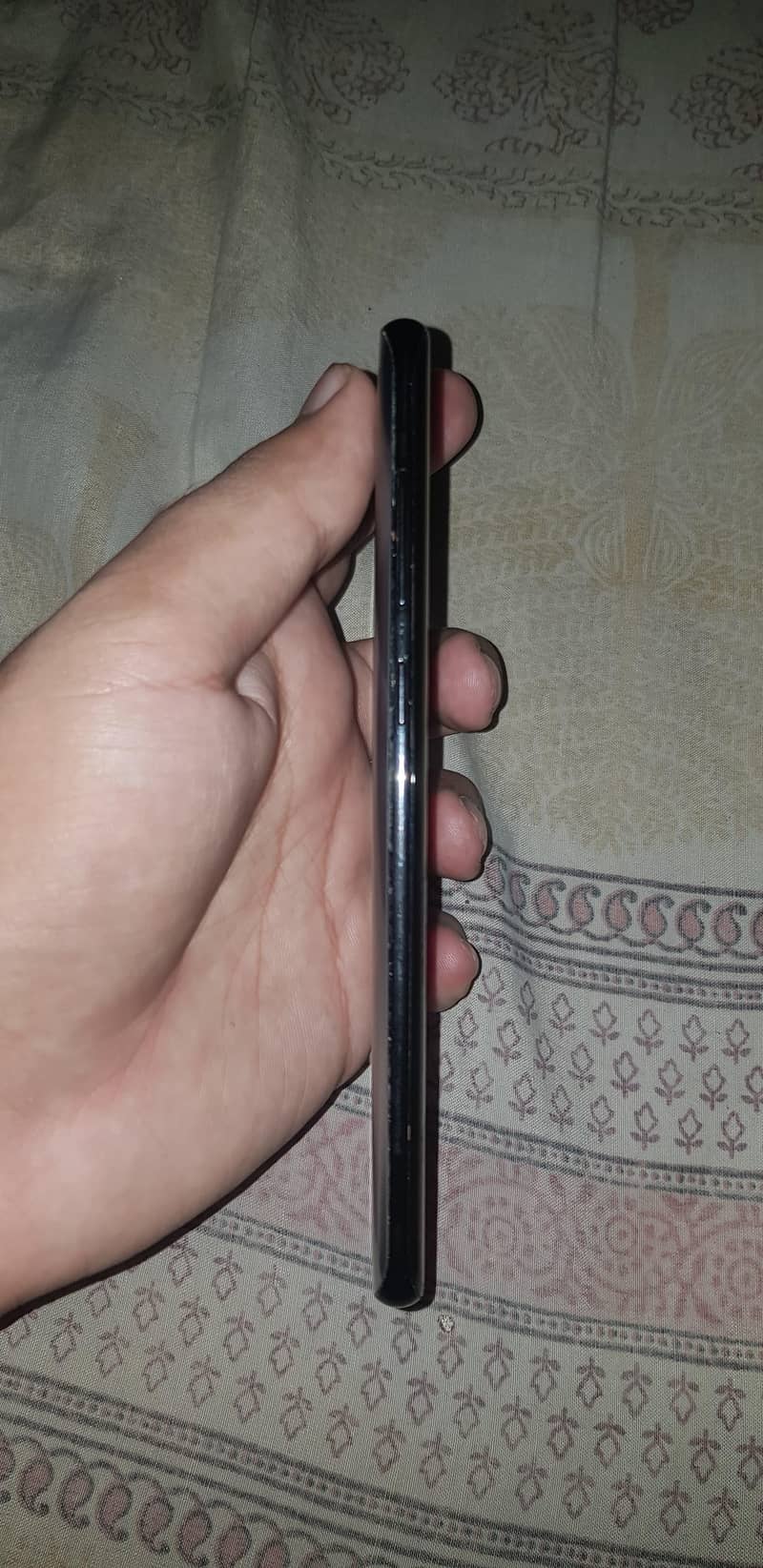 Samsung Mobile S8 Plus 4