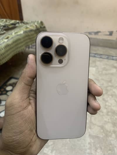 Apple iPhone 16 Pro