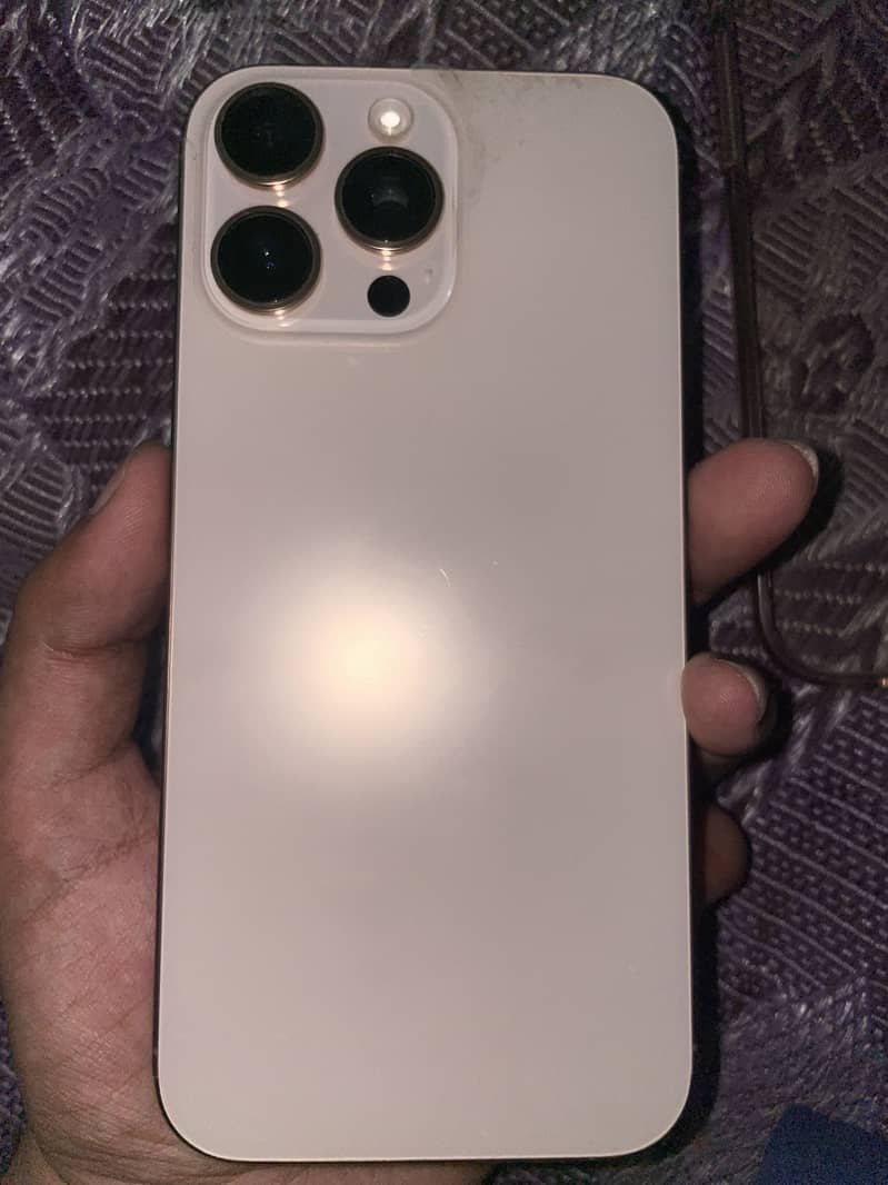 Apple iPhone 16 Pro Max 0