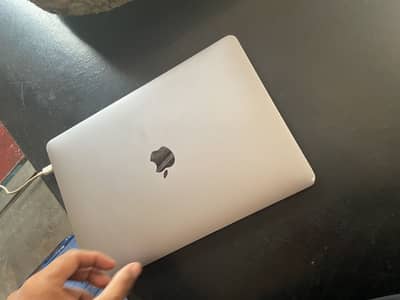 MacBook Air M1 | 8GB RAM | 256GB SSD |