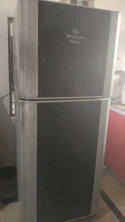 Dawlance Fridge for sale. 03o8 879-22-88
