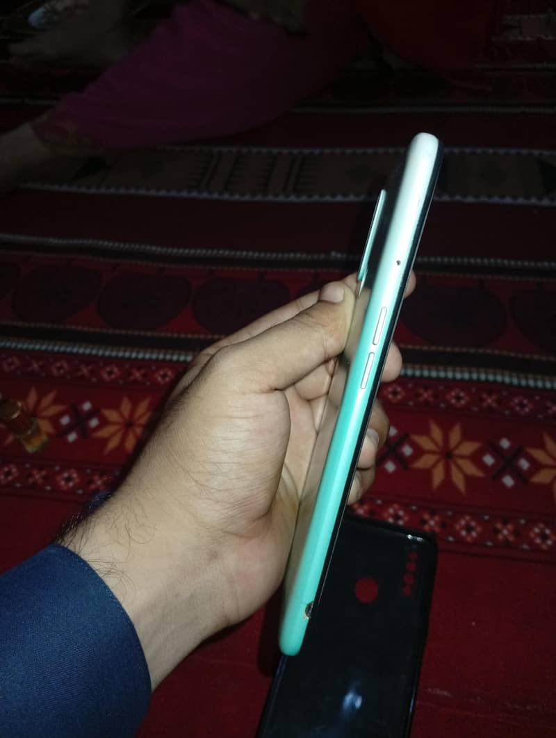 OPPO A31 1