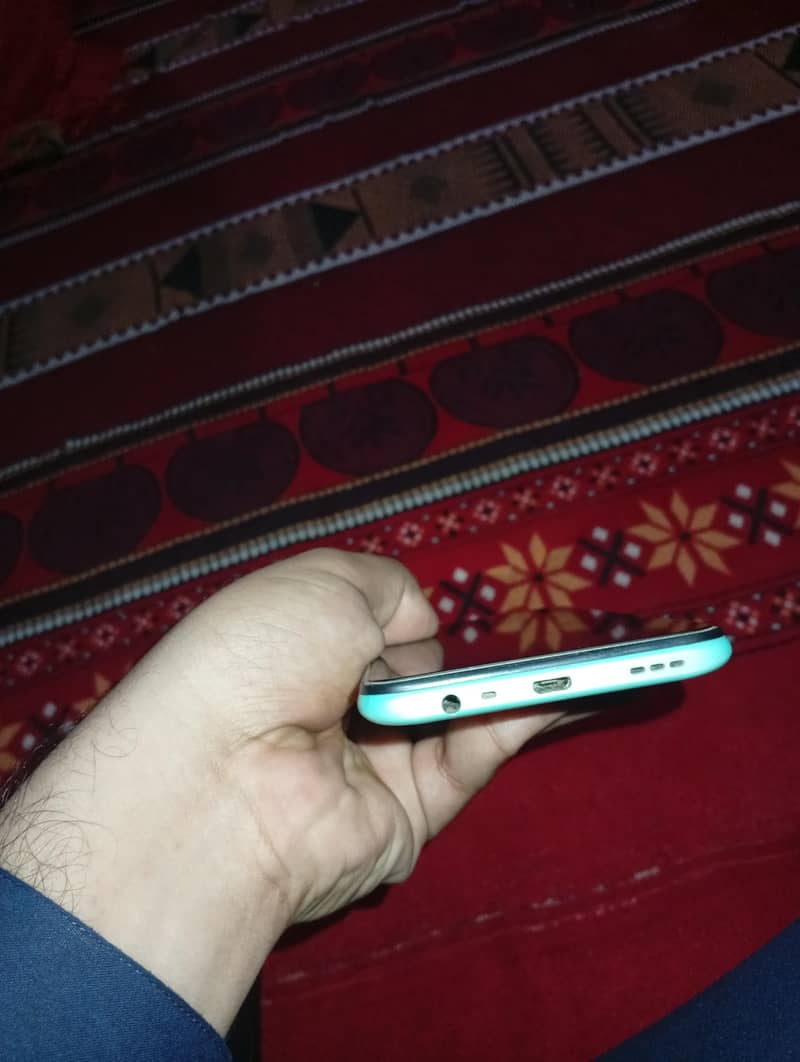 OPPO A31 3