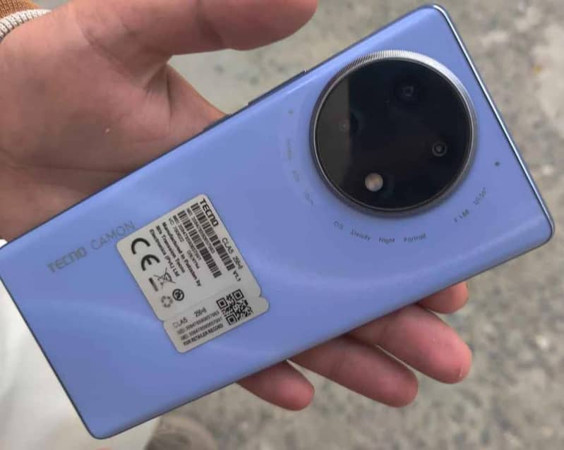Tecno CAMON 30S 1