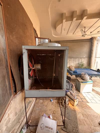 Iron cooler all good no issue only serious buyers contact with me
