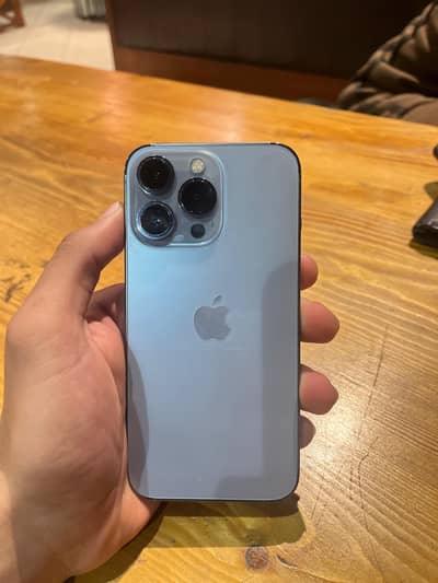 Apple iPhone 13 Pro