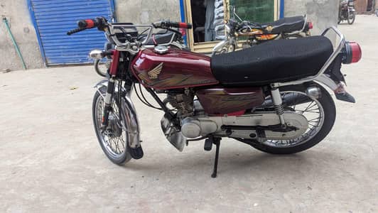 Honda cg125 2021 model new condition call me 03180366679