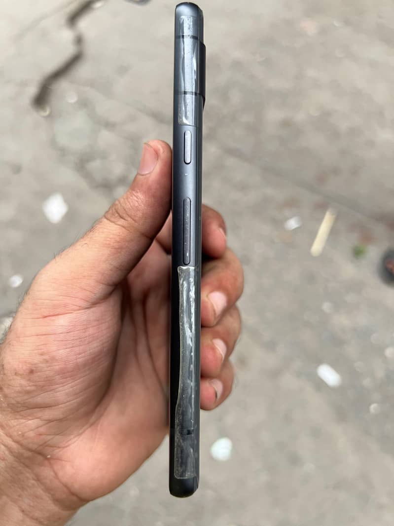 Google Pixel 7a 4