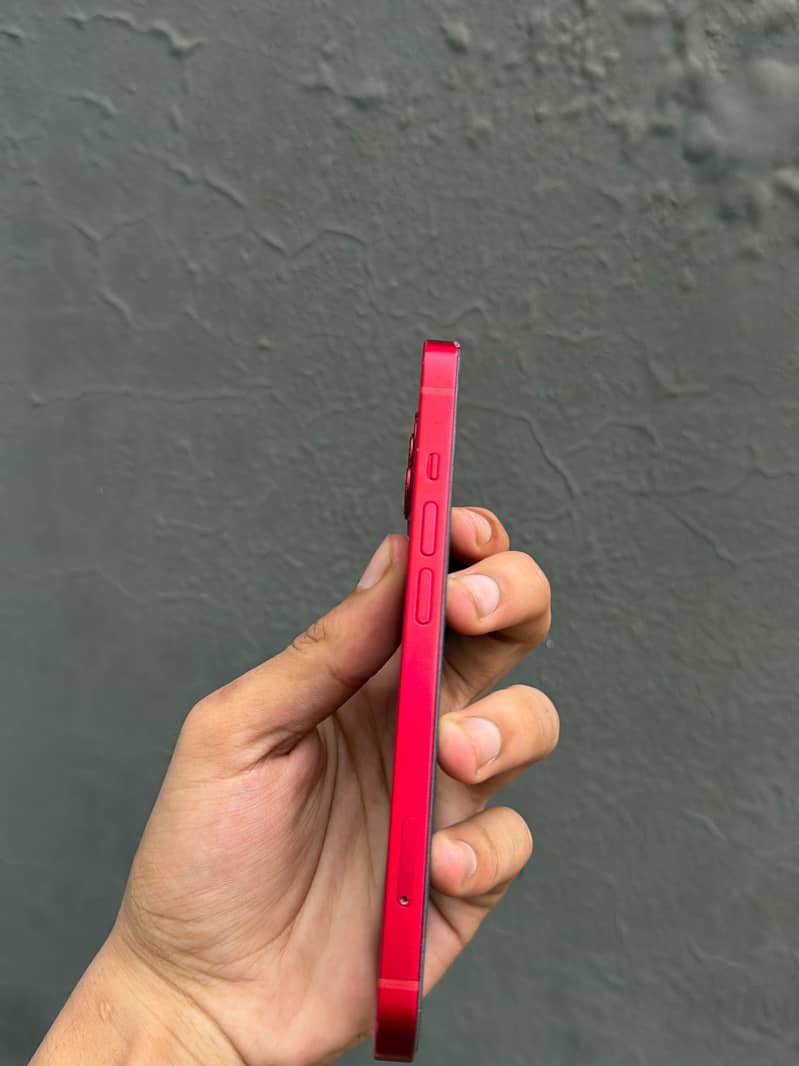 Apple iPhone 13 3