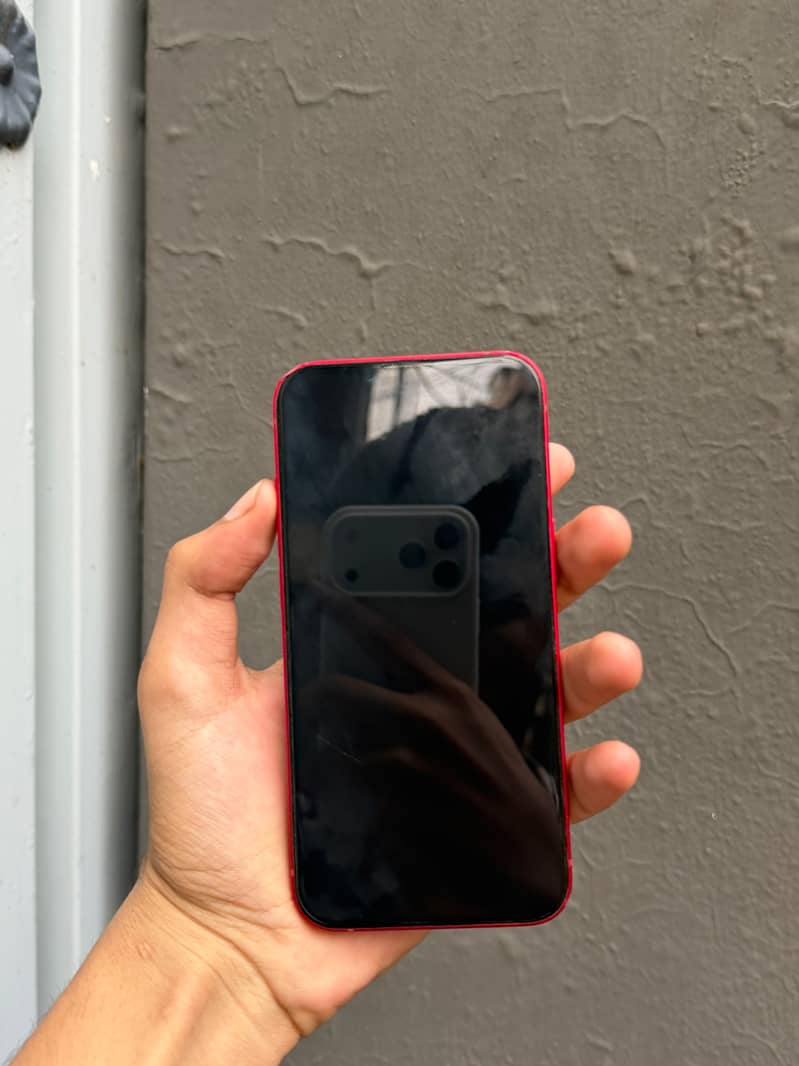 Apple iPhone 13 5