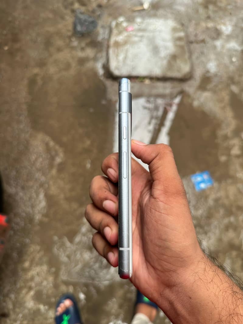 Google Pixel 7a 1