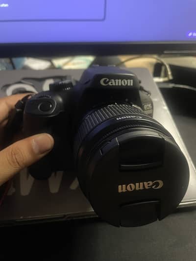 Canon 3000d (slightly used)