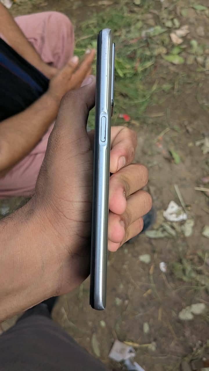 OPPO A16 1