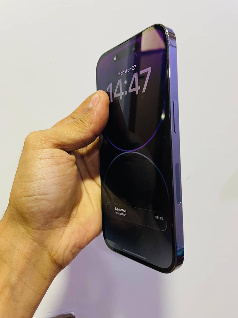 Apple iPhone 14 Pro 2