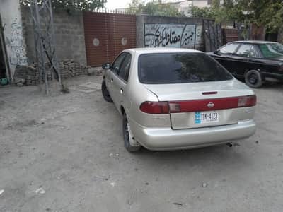 Nissan Sunny 2000