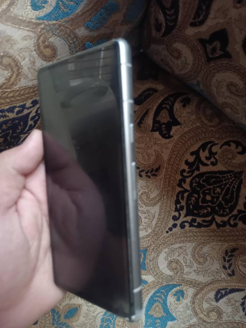 Google Pixel 7a 5