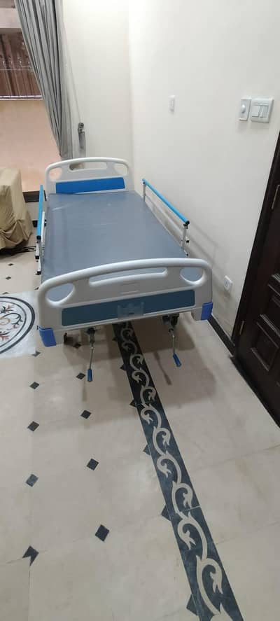 manuall bed for patient