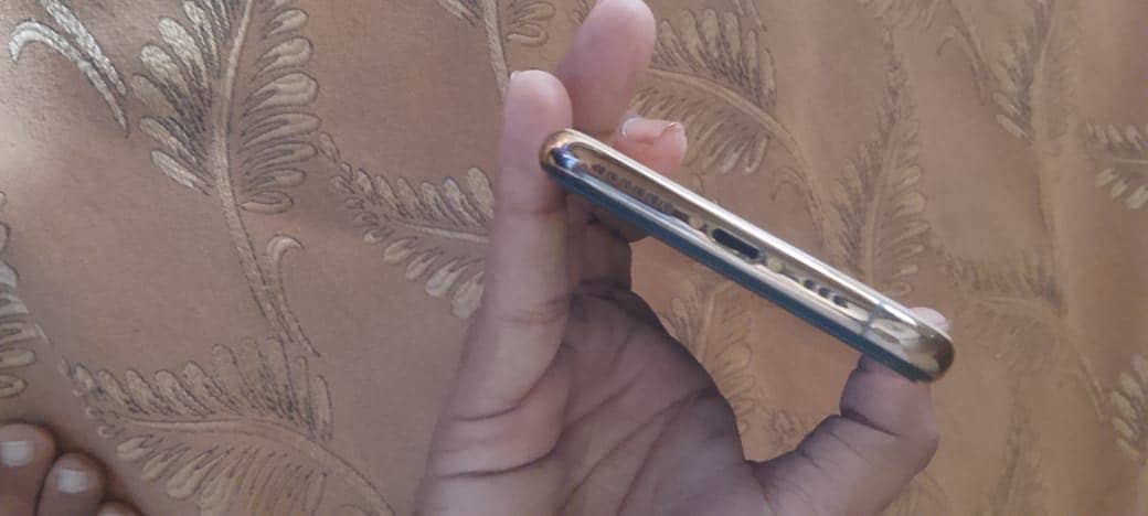 Apple iPhone XS 2