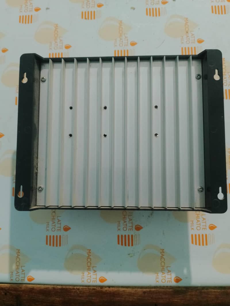 SOLAR CONTROLLER 1