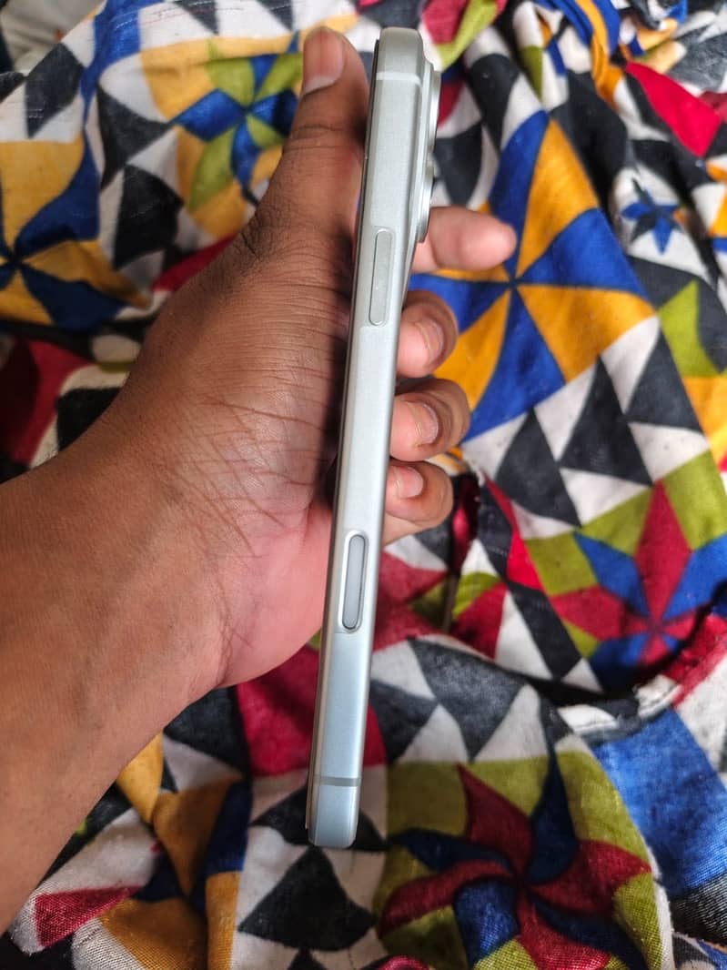 iPhone 17 Pro Max 2
