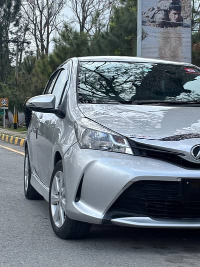 Toyota Vitz 2014 spider shape model 14/19 available in abbottabad