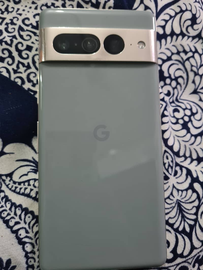 Google Pixel 7 Pro 0
