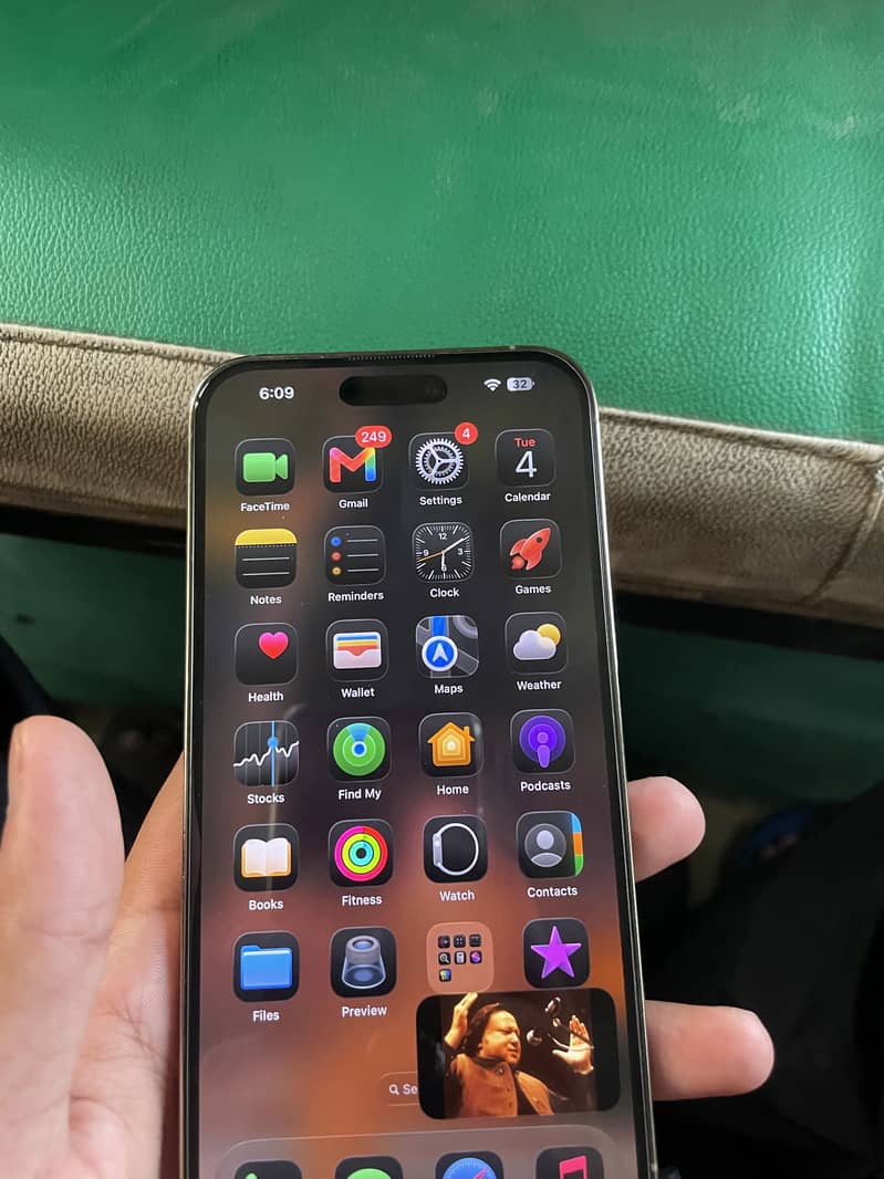 Apple iPhone 14 Pro Max 3