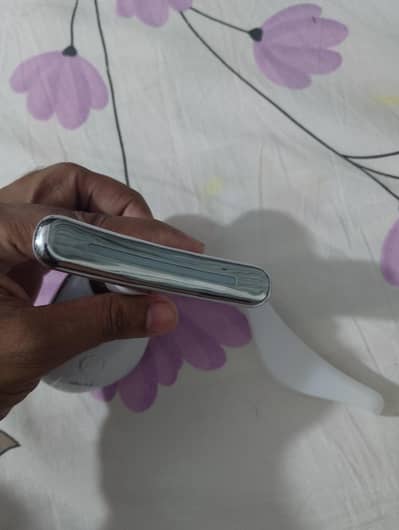 Anti-wrinkle Face Device
