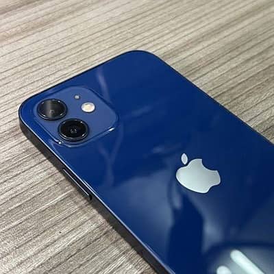 iPhone 12