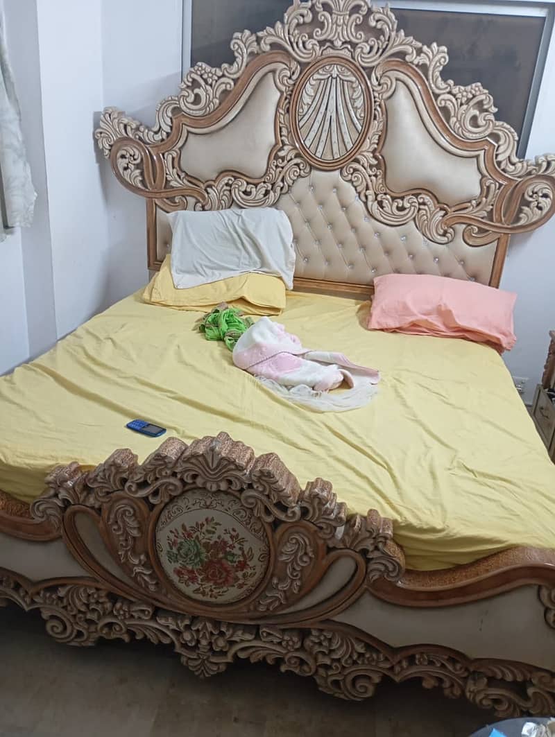 king size bed 3