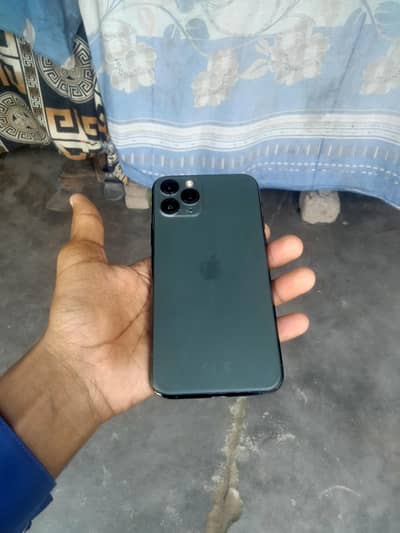 iPhone 11 Pro Non Pta Factory unlocked 256 gb bettry Health 83 all ok