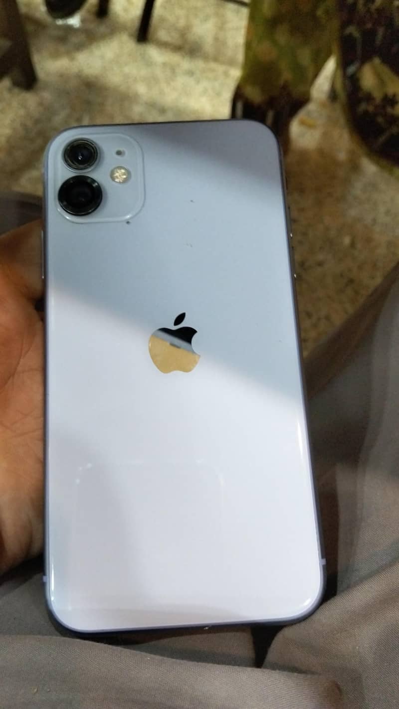 Apple iPhone 11 0